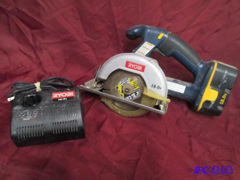 Ryobi battery operated hand saw (Mo...