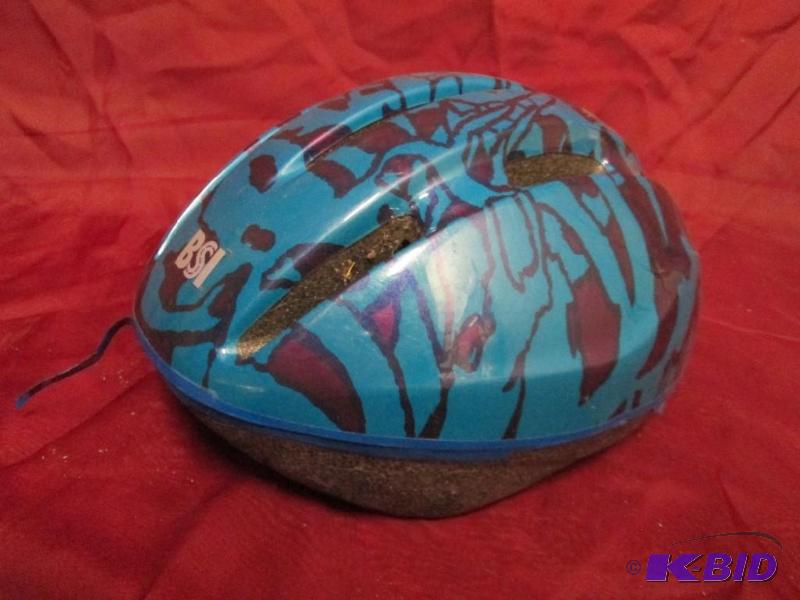 lot 53 image: BSI skatingbike helmet....