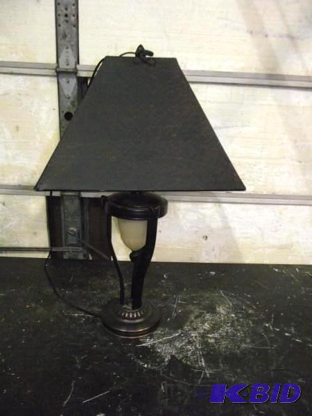 lot 53 image: Desk Top Lamp...