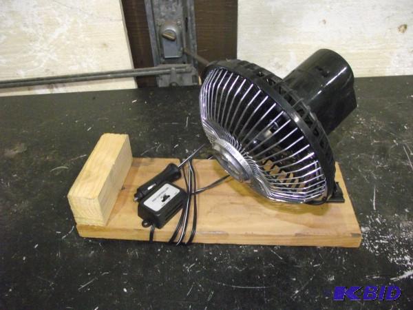 lot 57 image: 12 Volt Fan...