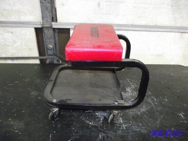 lot 80 image: Speedway Chair With Caster Wheels...