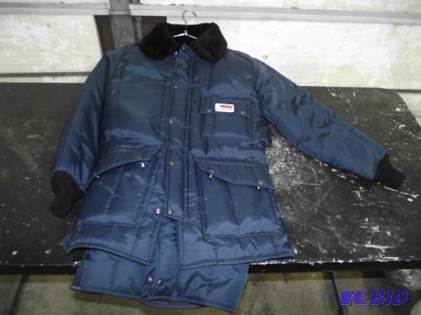 lot 88 image: Walls Blizzard Proof Vintage Winte...