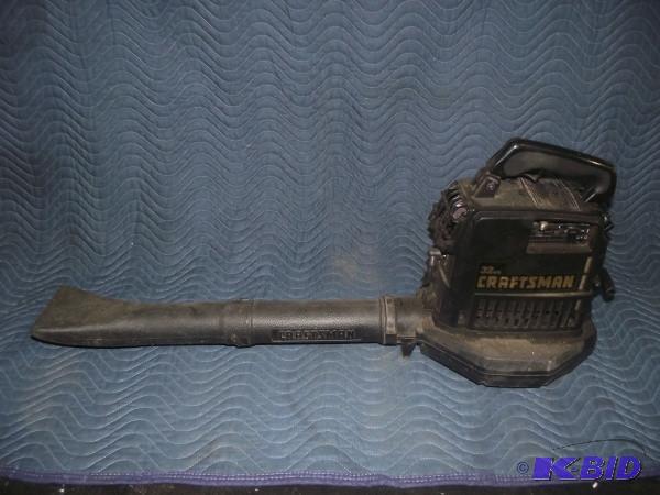 lot 23 image: 32cc Craftsman Leaf Blower   Tested...