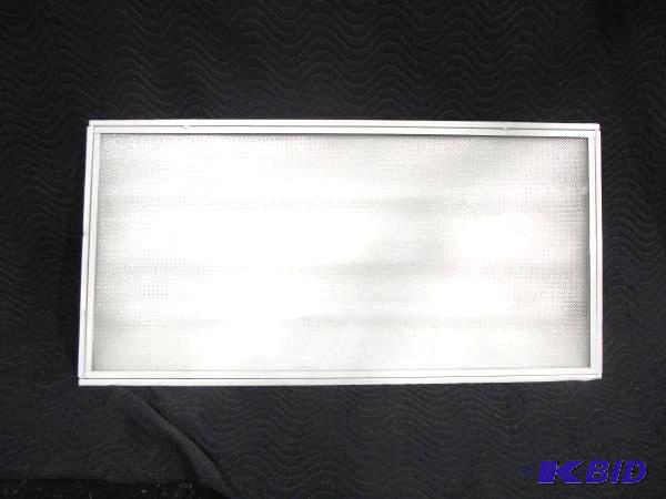lot 32 image: (2) Recessed Florescent Lights   Li...
