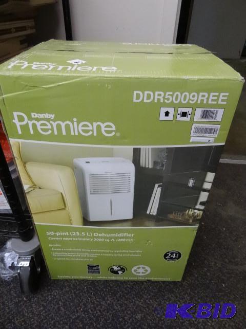 Appears New In Box Danby Premier De...