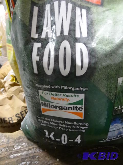 Approx 16 lbs Hardware Hank Lawn Fo...