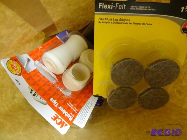 New large lot felt pads, plastic ti...
