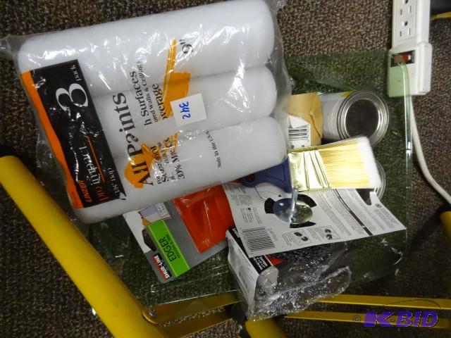 Painters Lot incl brushes, trays,  ...