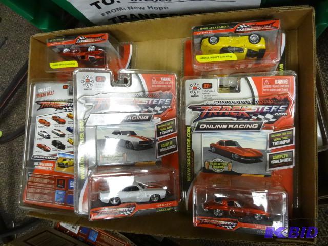 Qty 5 New lot of Tracksters 164 sc...