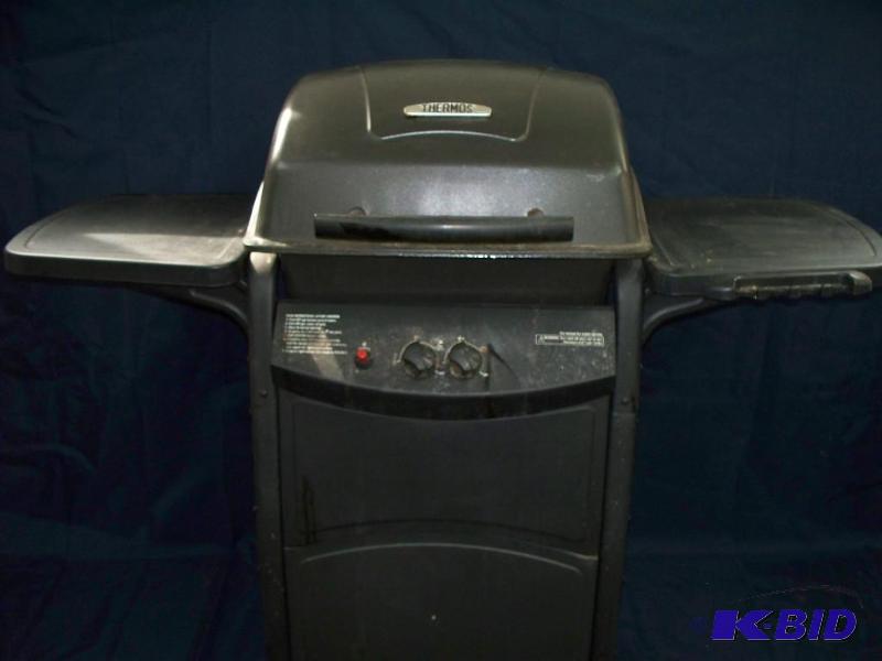 lot 24 image: THERMOS GAS GRILL CONSIGNOR STATES ...