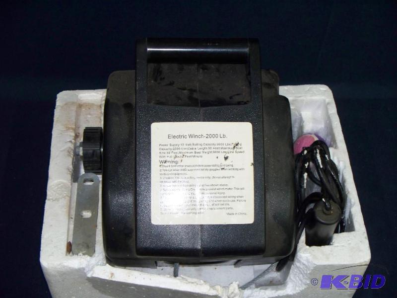 lot 41 image: BALL MOUNT WINCH APPEARS TO BE NEW...