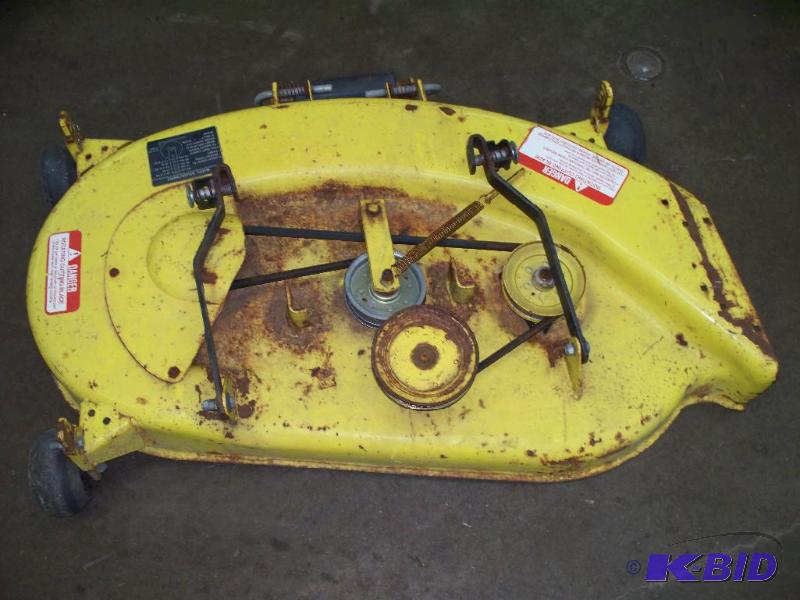 lot 5 image: 38 inch John Deere Mower Deck Good ...