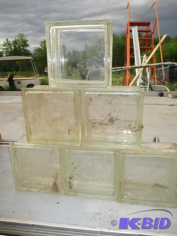 lot 132 image: Used glass block 50...