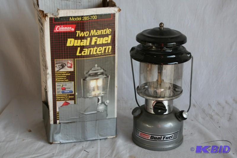 lot 142 image: Coleman 2 mantle dual fuel lantern...