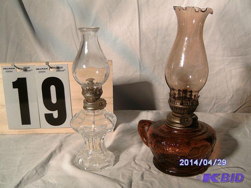 lot 19 image: Mini Oil Lamps - one 7" tall a...