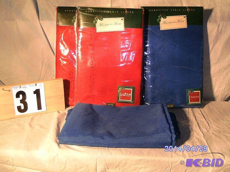 lot 31 image: Holiday Tablecloths, Qty 4 - New - ...