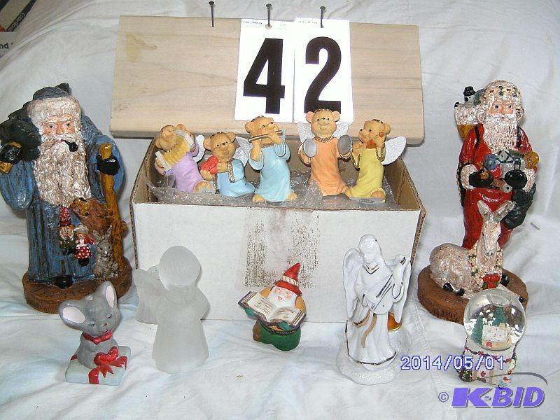 lot 42 image: Christmas Misc - Two Santas from ar...