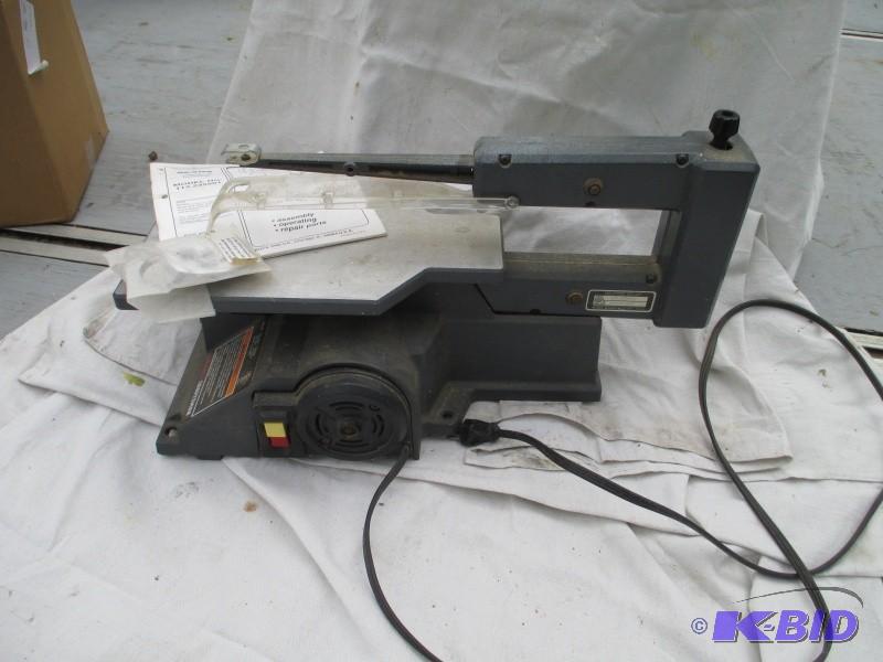 lot 93 image: Craftsman 16" scroll saw work...