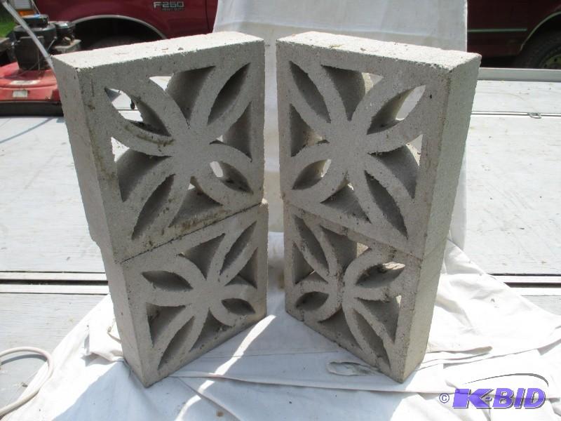 lot 97 image: 4 patio blocks...