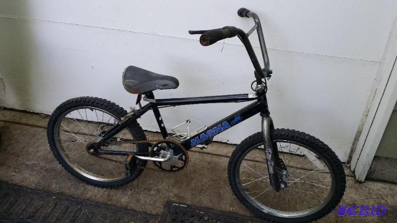 12&quot Boys Magna Bike. Seat show...