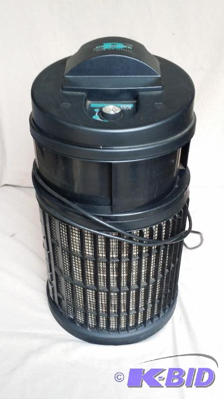 Defender Air cleaner