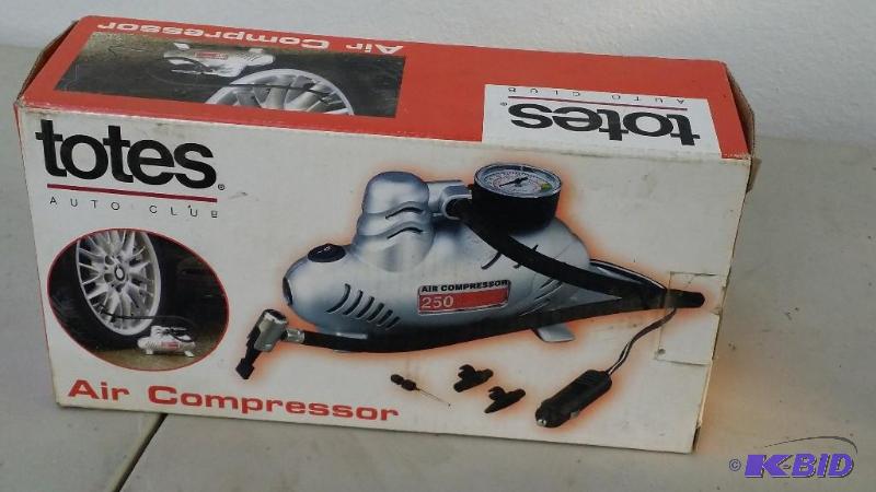 Totes Auto Air compressor in box....