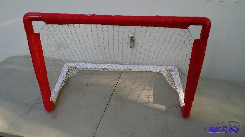 Franklin Goalie Net. Measures 32&qu...