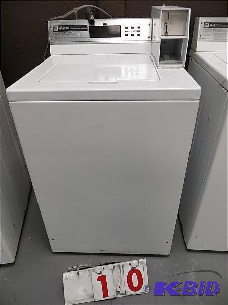 lot 10 image: Maytag Commercial Coin-operated Was...