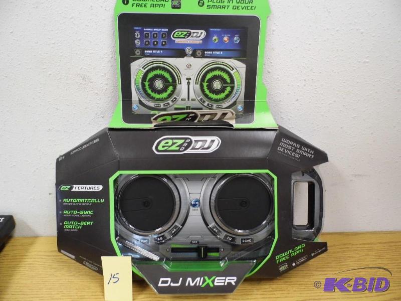 lot 15 image: EZ Pro DJ Mixer