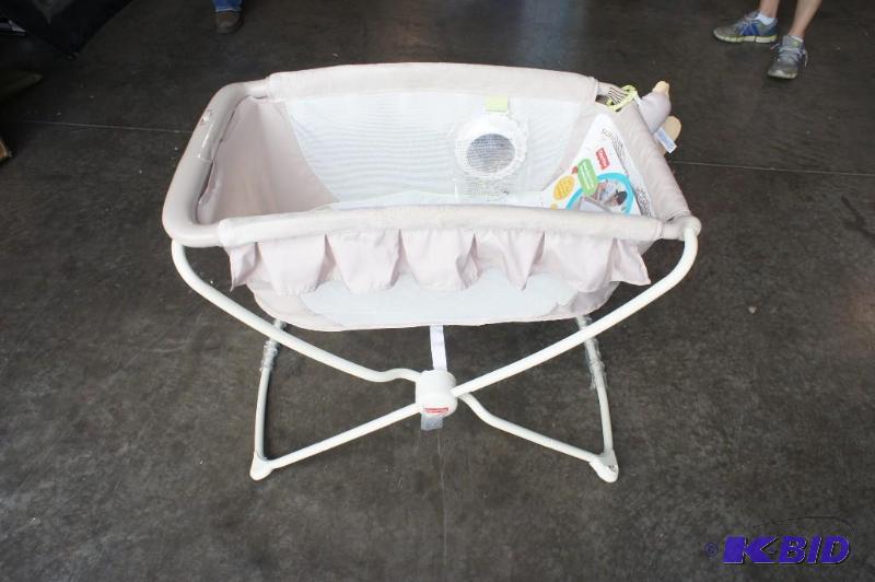 lot 12 image: Fischer Price Deluxe Rock n Play P...