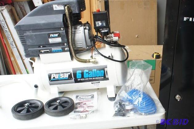 lot 17 image: Pulsar 6 gallon air compressor &quo...