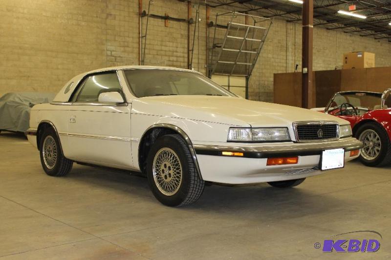 1990 Chrysler TC by Maserati