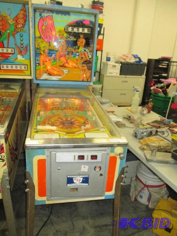 Chicago Coin Gin Pinball Machine