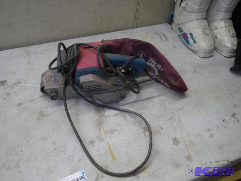 Makita sander...