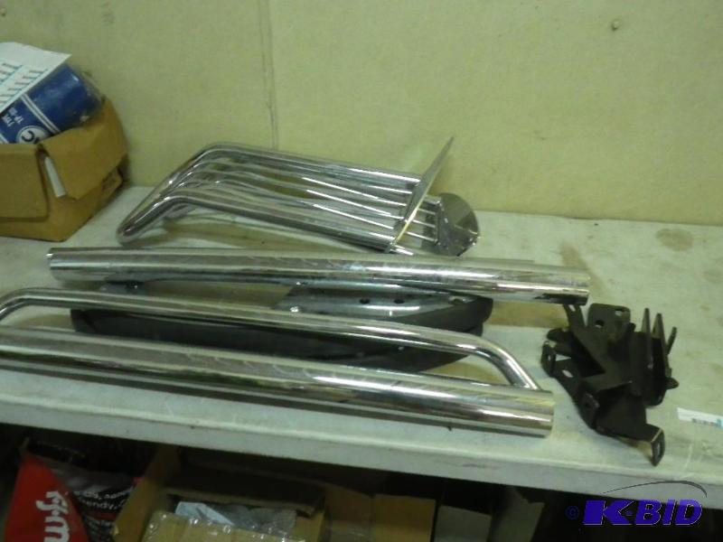Truck grill guard, looks new, no bo...