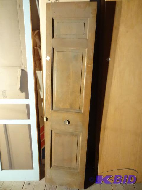 Qty 3 bi fold doors. Various sizes...