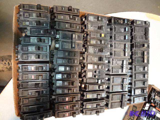 Box of misc circuit breakers. Squar...
