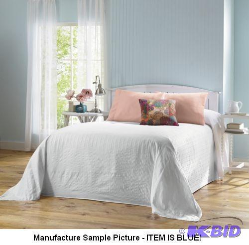 King Size Bedspread - ITEM IS BLUE...