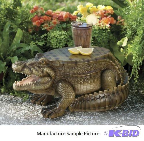 Alligator Table -&nbspThis accent ...