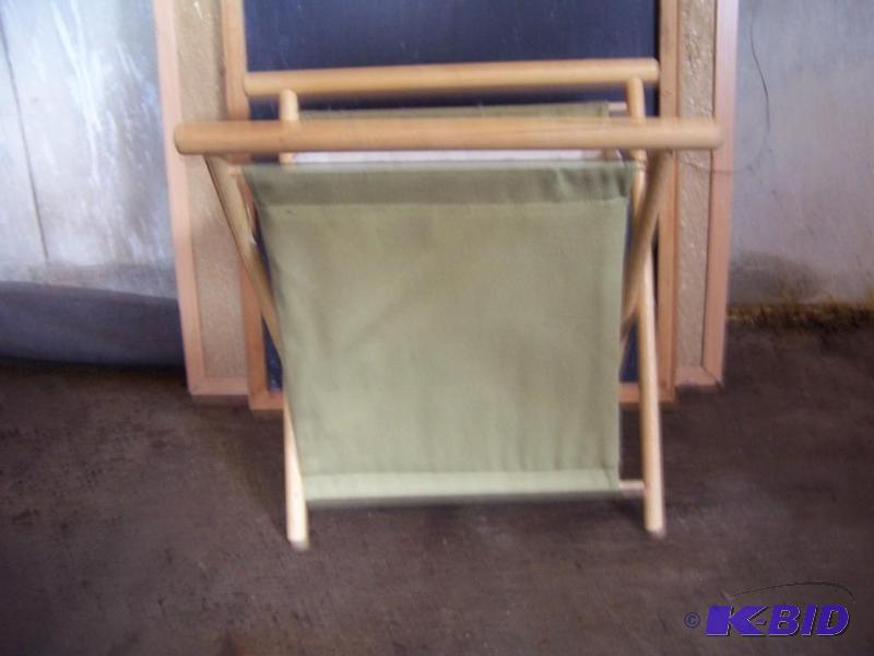 fold up laundry basket...