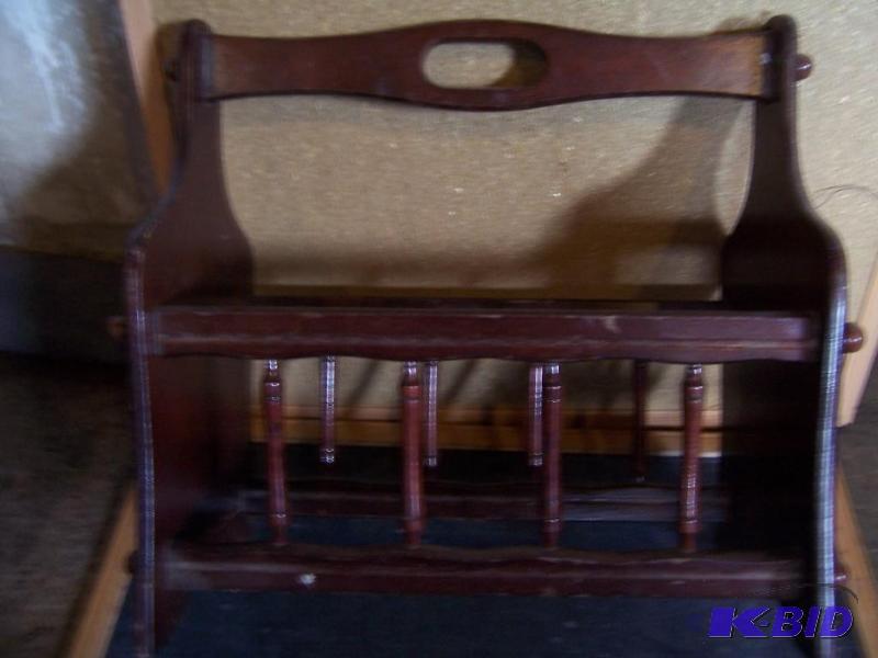 WOOD MAGAZINE HOLDER...