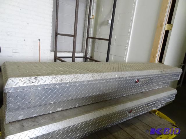 lot 1C image: Weather guard aluminum side tool bo...