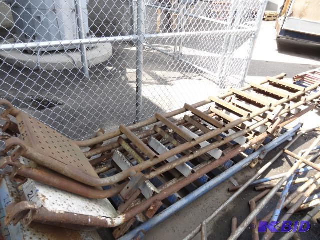 lot 22 image: Scaffolding stairs. 8...
