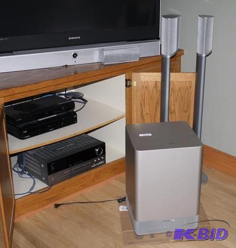 lot 172 image: Harman  Kardon amplifier AVR 135 a...
