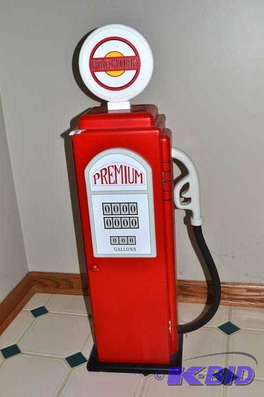 lot 61 image: Premium Gas Pump Collectible.  ...