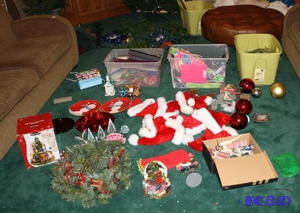 lot 64 image: 8 Bins of Misc. Christmas decoratio...