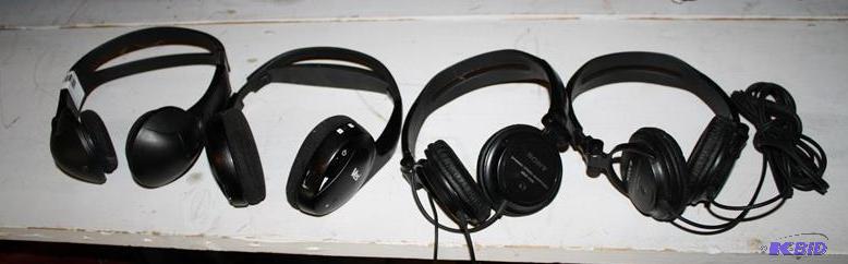 lot 94 image: 4 Sets of Stereo Headphones includi...