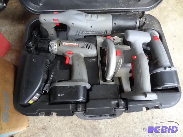 lot 117 image: Superior cordless 18 volt kit. Sawz...