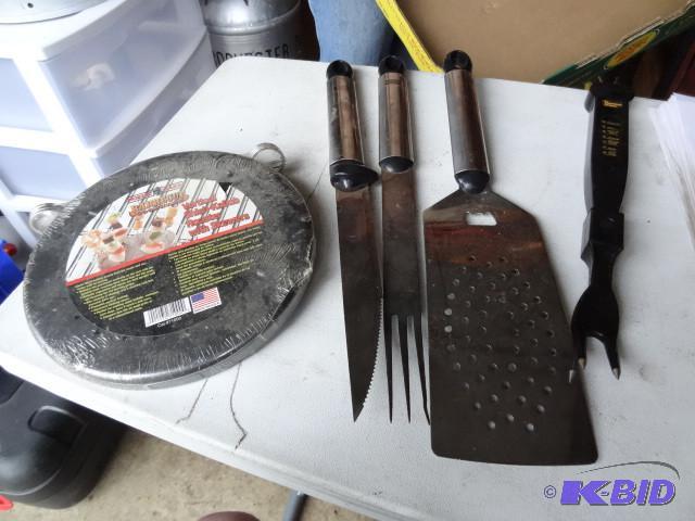 lot 140 image: Misc barbeque utensils. Vertical sh...