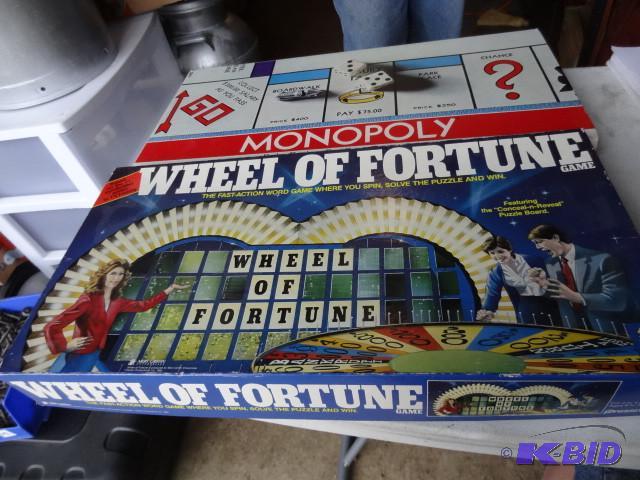 lot 163 image: Wheel of fortune game. Monopoly...